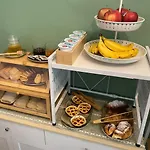 Faraway House Bed & Breakfast