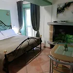 Faraway House Bed & Breakfast 3*