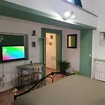 Faraway House 3*
