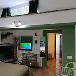 Bed & Breakfast Faraway House 3*