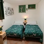 Faraway House 3* نارني