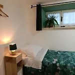 Bed & Breakfast Faraway House