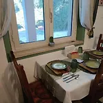 Oda ve Kahvaltı Faraway House Narni