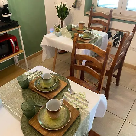 Bed & Breakfast Faraway House