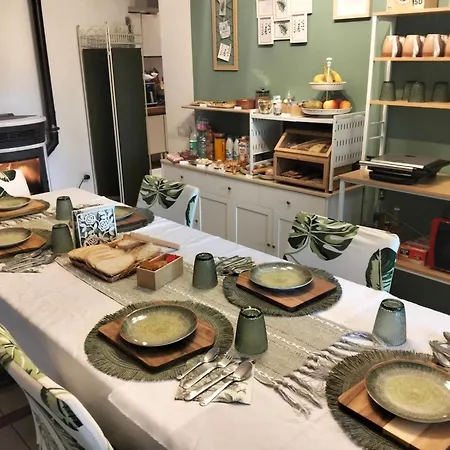 Faraway House Bed & Breakfast 3*