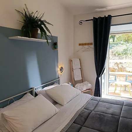 فندق مبيت وإفطار Faraway House