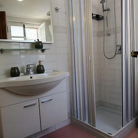 Faraway House 3*