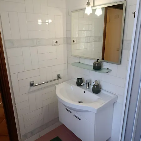 Faraway House فندق مبيت وإفطار 3*