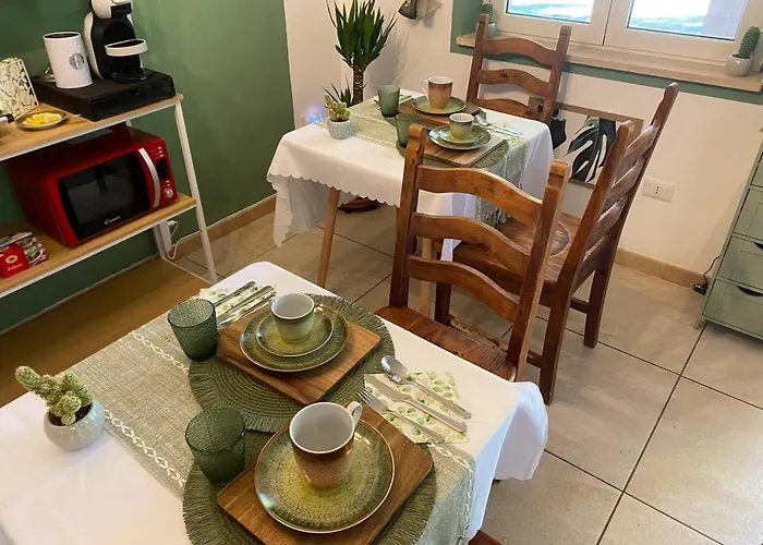 Bed & Breakfast Faraway House