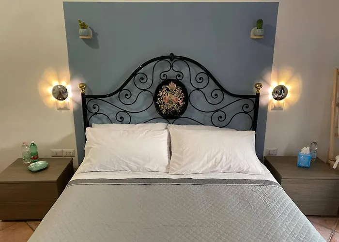 Faraway House Bed & Breakfast 3*