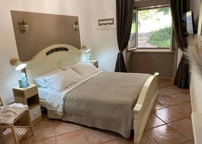 Faraway House Panzió Narni